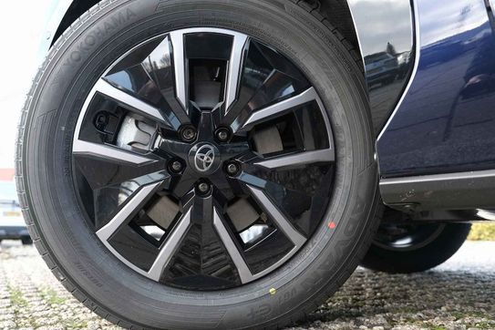Toyota bZ4X Style EV