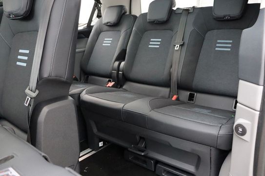 Ford Tourneo Custom 320 L2H1 Active A8