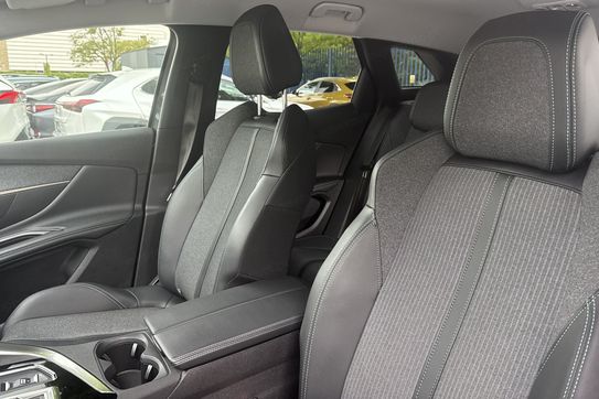 Peugeot 3008 Allure Pack 1.2 PureTech EAT8