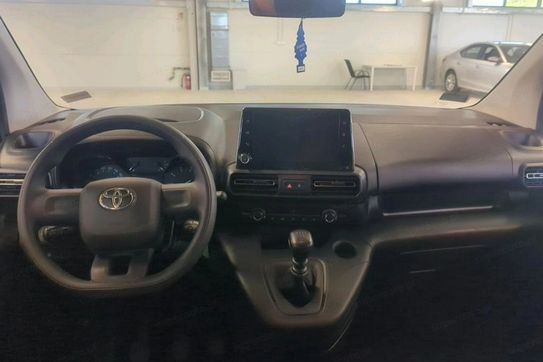 Toyota Proace City Verso D-4D L1H1