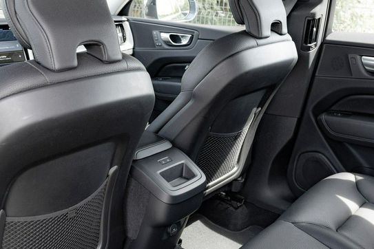 Volvo XC60 B4 D AWD Plus Bright