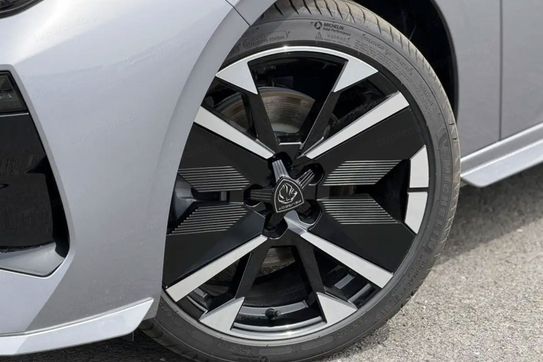 Peugeot 308 GT S&S e-DCS6 1.2 mHEV