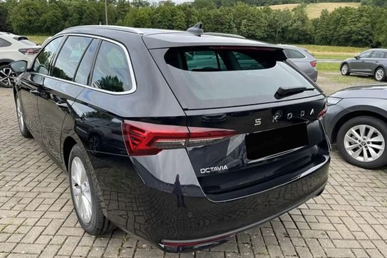 Skoda Octavia Drive Selection 1.5 TSI mHEV DSG