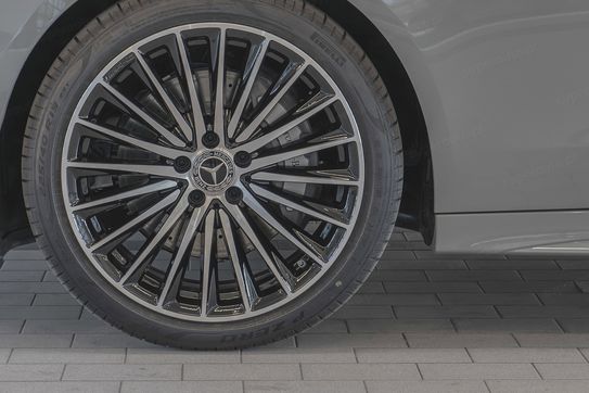 Mercedes Klasa C 180 AMG