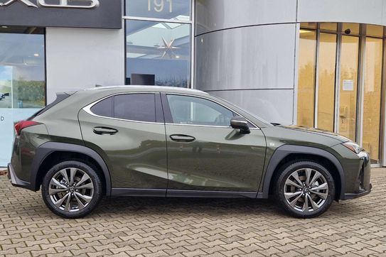 Lexus UX 300h F Sport Design Hybrid Dynamic Force