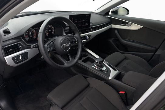 Audi A4 40 TFSI mHEV S tronic