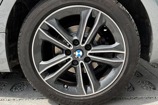 BMW Seria 2 218i Sport Line