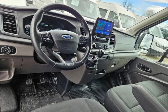 Ford Transit L4H3