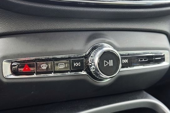 Volvo XC40 B3 Core aut