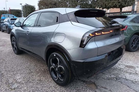 Alfa Romeo Junior 1.2 Ibrida