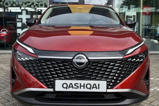 Nissan Qashqai N-Connecta Xtronic 1.3 DIG-T mHEV