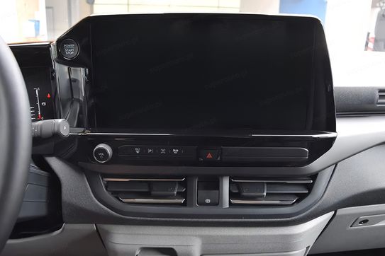 Ford Tourneo Custom 320 L2H1 Titanium A8