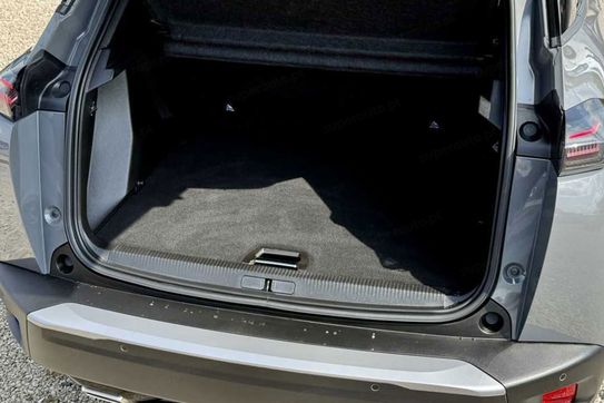 Peugeot 2008 Allure e-DCS 1.2 mHEV