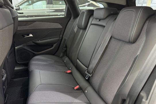 Peugeot 308 1.5 BlueHDi Allure S&S EAT8