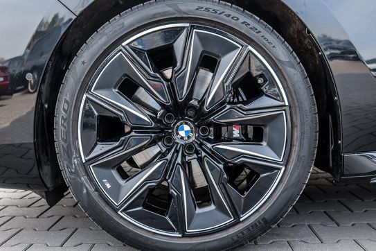 BMW Seria 7 740d xDrive M Sport