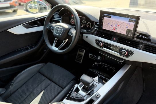 Audi A4 Avant 40 TFSI quattro S Line