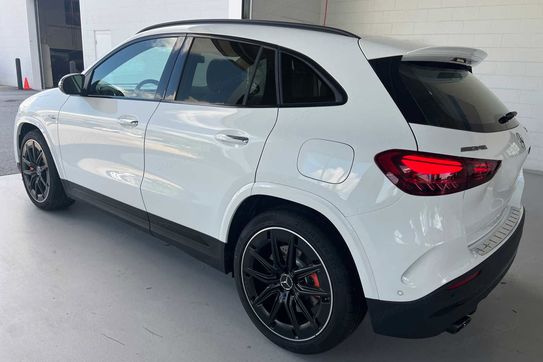 Mercedes GLA AMG 35 4-Matic