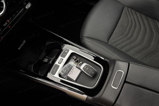Mercedes GLB 200