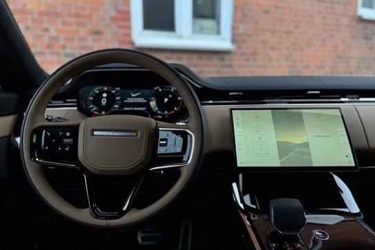 Land Rover Range Rover Sport 3.0 D300 mHEV Dynamic SE