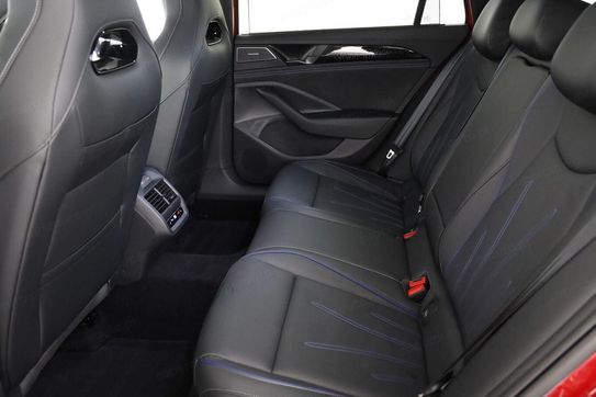 Volkswagen Passat 2.0 TSI 4Mot. DSG