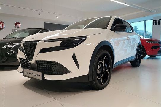 Alfa Romeo Junior Ibrida