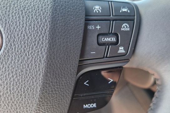 Toyota C-HR Style 2.0 Hybrid Dynamic Force Plug-in