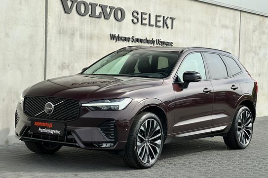 Volvo XC60 B5 B AWD Ultra Dark