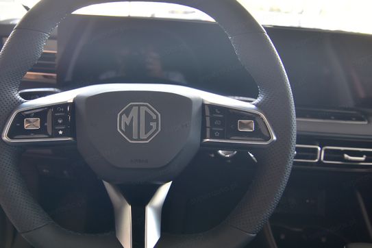 MG HS Excite 1.5 T-GDi AT DCT