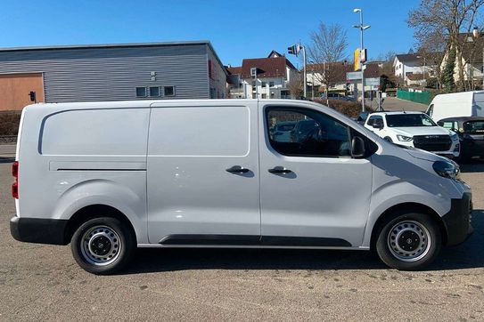 Opel Vivaro Extra Long L2H1 EAT8