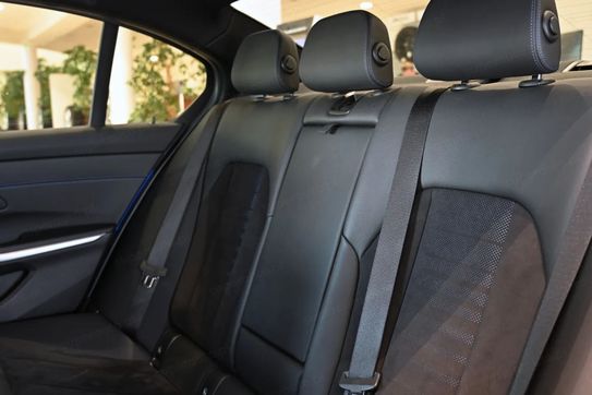 BMW Seria 3 318i M Sport aut