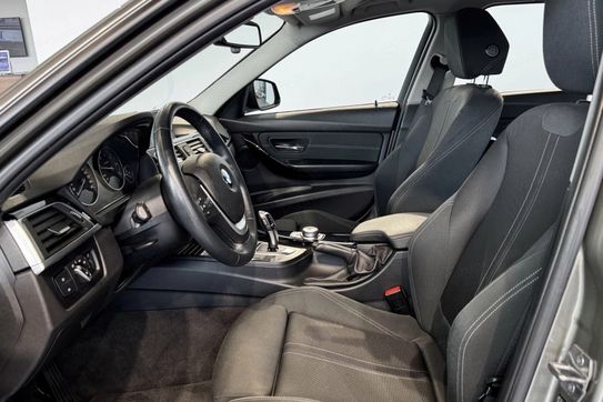 BMW Seria 3 Touring 318d