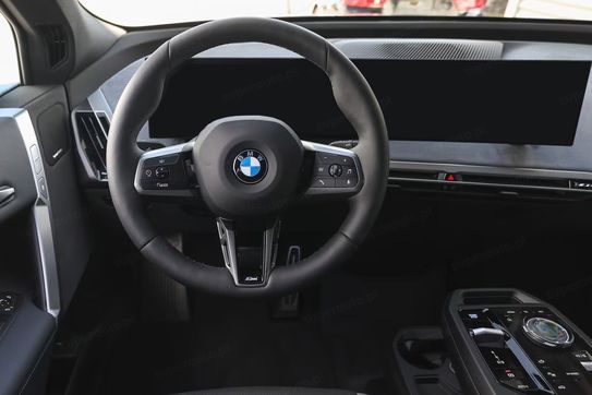 BMW iX xDrive60