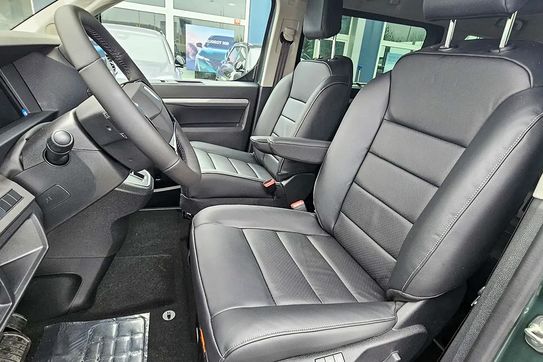 Peugeot Traveller Long L2H1 Business VIP EAT8