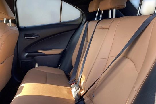 Lexus UX 250h F Sport Design 2WD