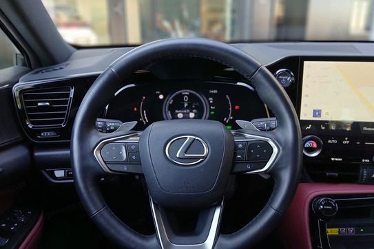 Lexus NX 350h Omotenashi AWD