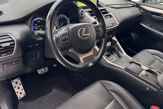 Lexus NX 300h F Sport AWD
