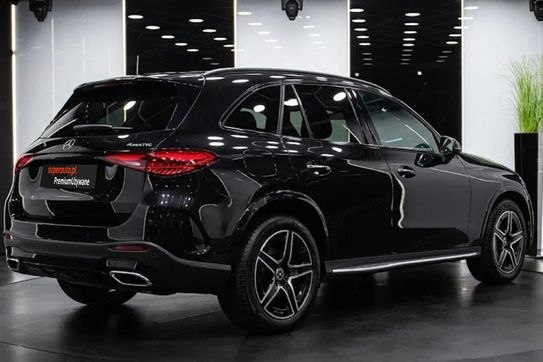 Mercedes GLC 200 4-Matic AMG Line