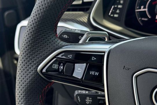 Audi A6 RS6 TFSI quattro Performance Avant