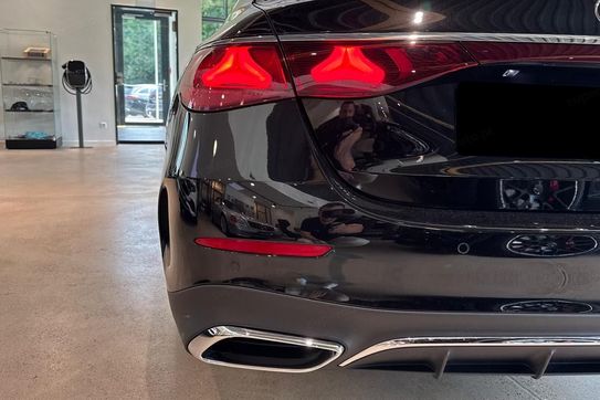 Mercedes Klasa E 300 e  4-Matic AMG