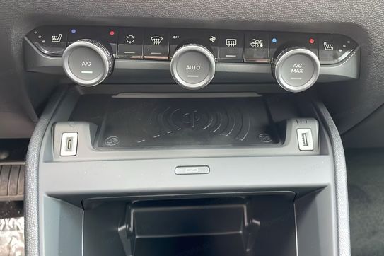 Citroen C4 Max eDCT6 1.2 mHEV