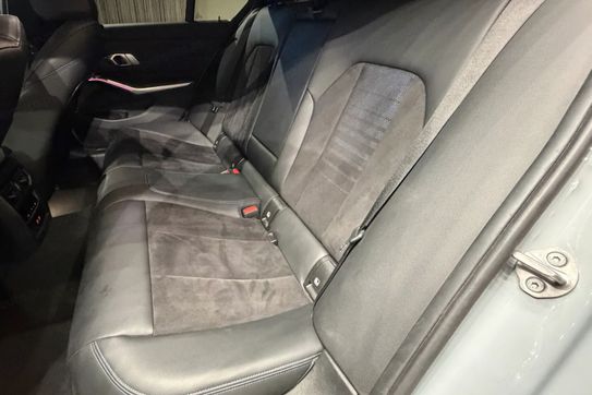 BMW Seria 3 318i M Sport