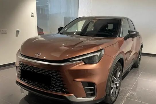 Lexus LBX Emotion 1.5 Hybrid