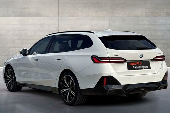 BMW Seria 5 Touring 520d xDrive M Sport
