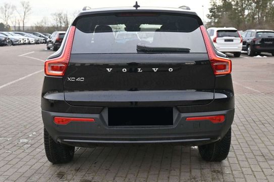 Volvo XC40 B3 Ultra Dark