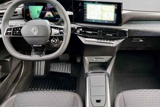 Renault Clio Techno 1.8 E-TECH Full Hybrid