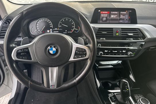 BMW X3 xDrive20i