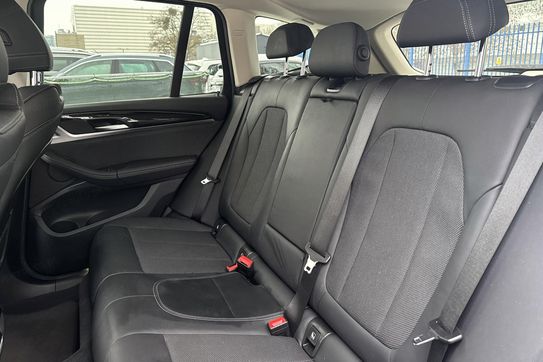 BMW X3 xDrive20i