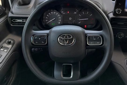 Toyota Proace City Long