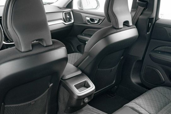 Volvo V60 B4 B Momentum Pro