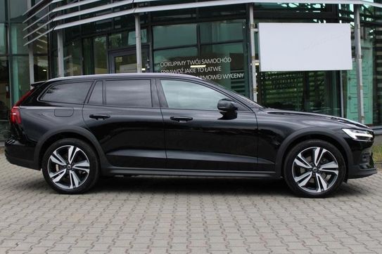 Volvo V60 CC Core B4 D AWD aut